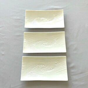 SUSHI SERVING PLATES - set of 3